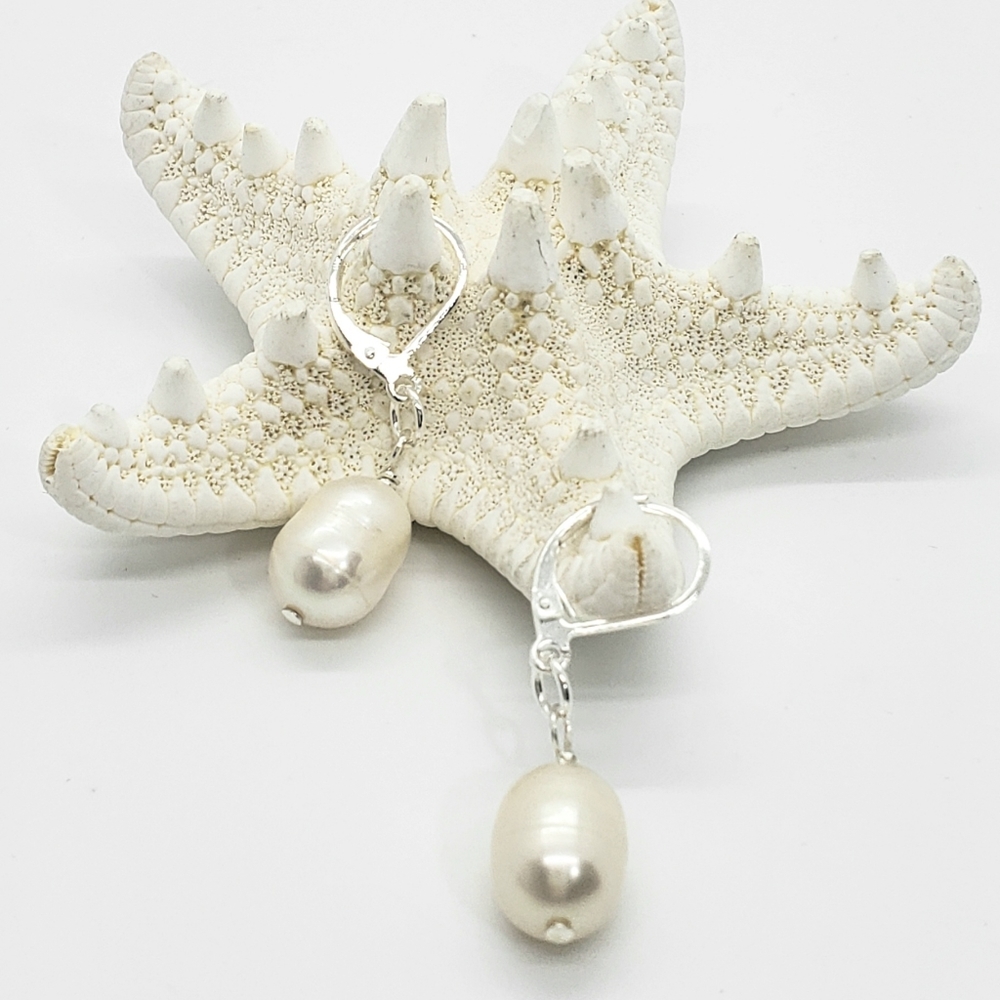 Sterling silver and pearl earrings
